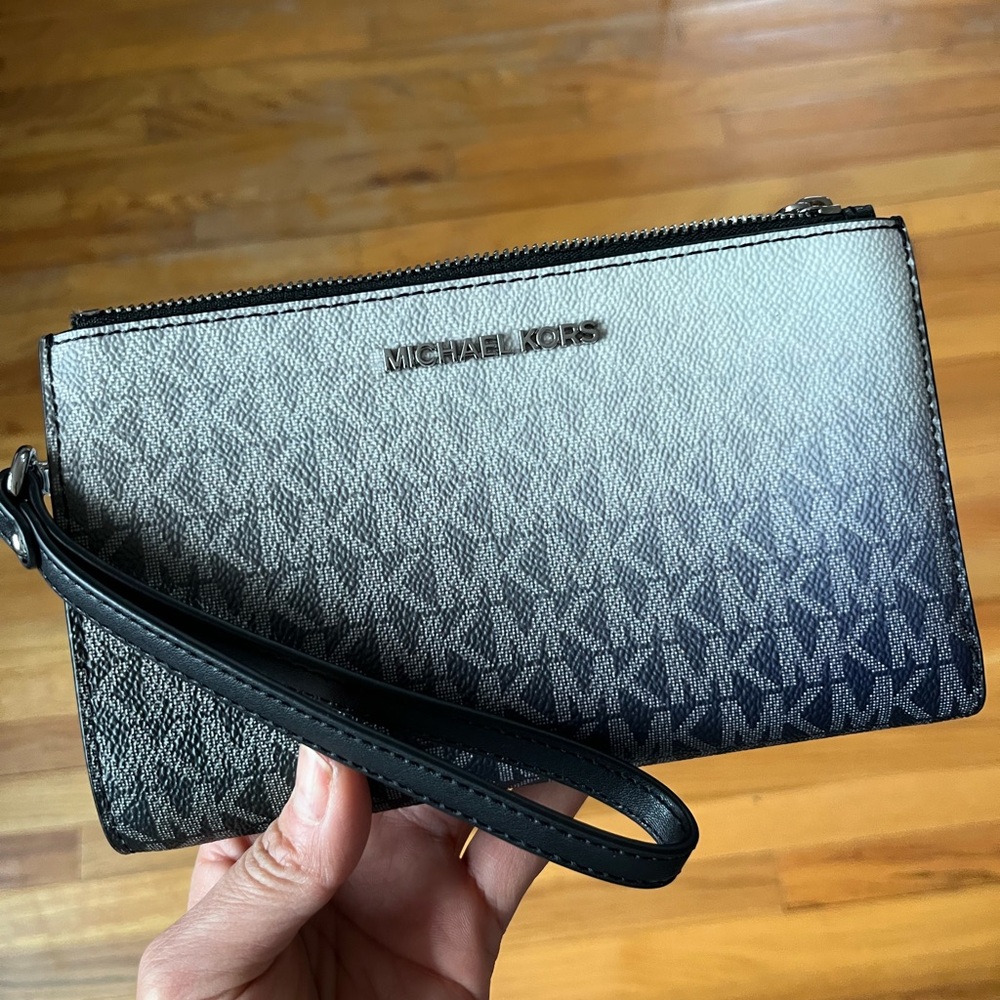 Michael Kors Ombre Black and Gray Wristlet